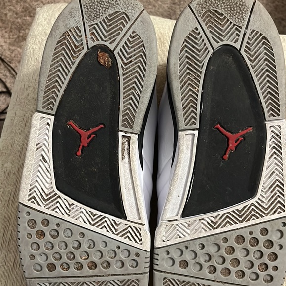 White Jordan’s - Picture 6 of 9